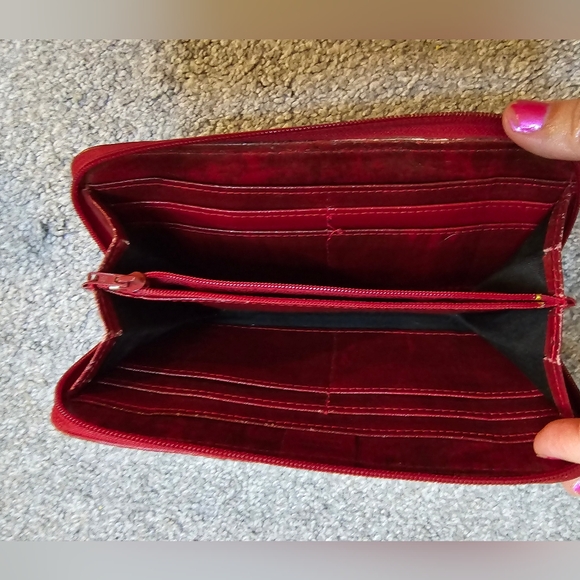 Michael Stevens Vintage Red Leather Wallet - Picture 2 of 5
